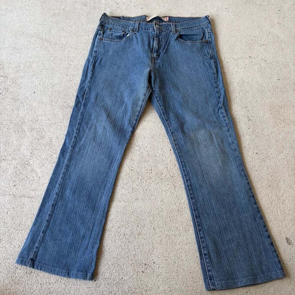 Levi's 515 Nouveau Boot Cut Medium Wash Stretch Denim Jeans Women's Size 12M
